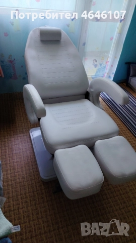 Професионален стол за педикюр, снимка 3 - Маникюр и педикюр - 52349095