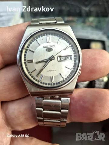 Продавам оригинален Seiko 5