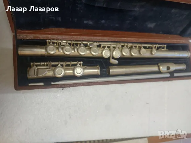 Продавам нова сребърна флейта