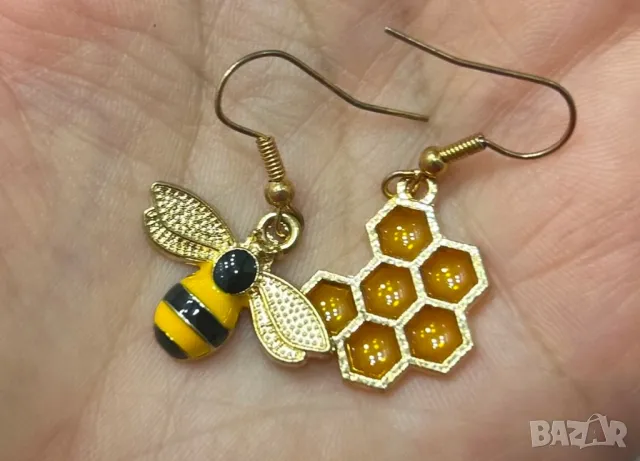 Обеци пчеличка, снимка 5 - Обеци - 48249304