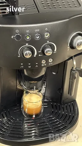 Кафемашина кафе автомат delonghi magnifica с гаранция, снимка 4 - Кафемашини - 56015362