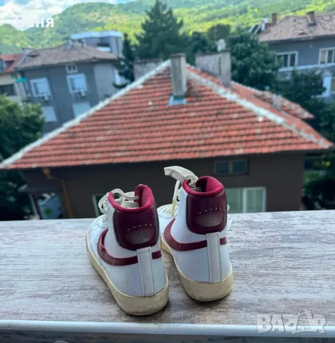 Nike W Blazer Mid 77 SE 37 номер , снимка 4 - Маратонки - 56091052