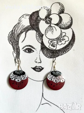 Ръчно рисувани червени дървени обици модел 12, снимка 2 - Обеци - 48331511