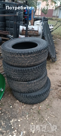 Зимни гуми 235/70/16