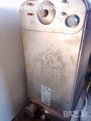 Продавам пластинчат топлообменник Alfa Laval AC-250EQ-120H