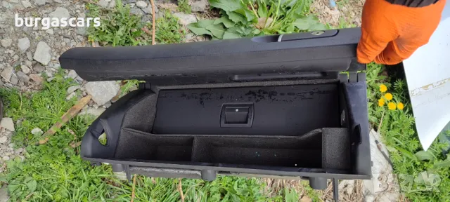 Хладилна жабка хладилник Audi A4 B6 - 150лв, снимка 2 - Части - 49636292