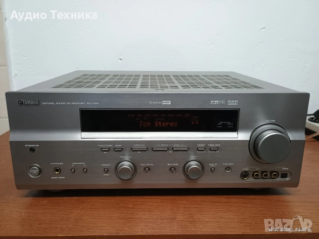 Yamaha RX-V657 е 7.1-канален ресивър за домашно кино с висока мощност и качествен звук. 