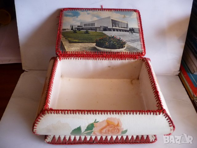 Стара колекционерска кутия бижута съкровища играчки коледар, снимка 3 - Други ценни предмети - 34327815