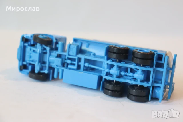 HERPA 1:87 H0 IVECO MAGIRUS ЦИСТЕРНА КАМИОН МОДЕЛ, снимка 9 - Колекции - 50496454