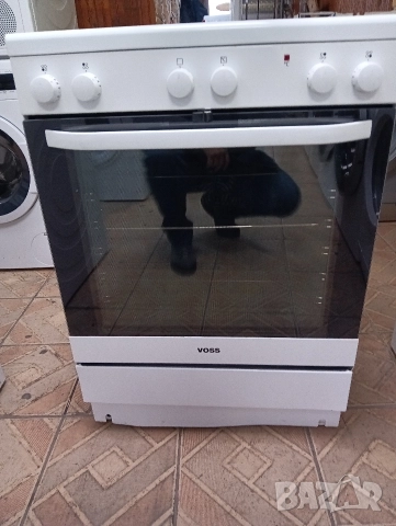 Свободно стояща печка с керамичен плот VOSS с две години гаранция!, снимка 2 - Печки, фурни - 52658907