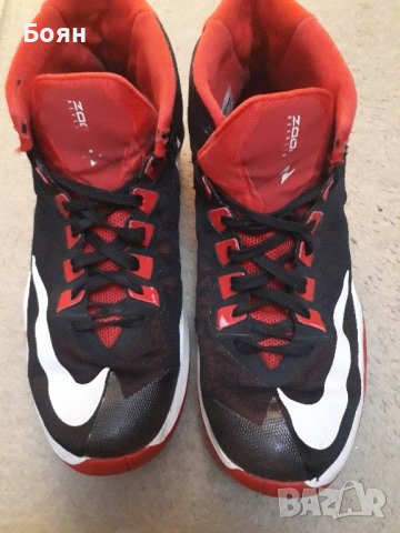 Баскетболни кецове Nike