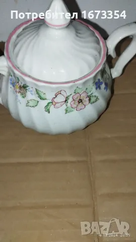 Порцелан, снимка 10 - Антикварни и старинни предмети - 48371198