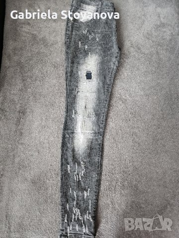 Дънки Dsquared2, 27 размер, снимка 2 - Дънки - 44211976