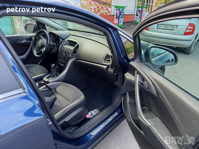 Опел Астра Спорт Тауър, снимка 9 - Автомобили и джипове - 52405212