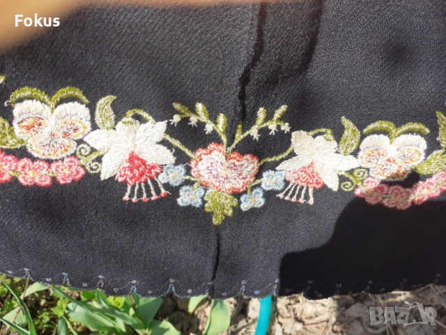 Стара автентична голяма бродирана престилка за носия, снимка 5 - Антикварни и старинни предмети - 53280040