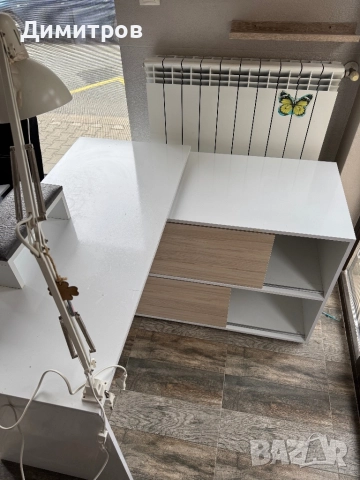 Бюро подходящо и за маникюр , снимка 2 - Бюра - 51890689