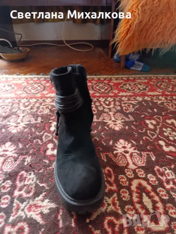 Продавам дамски къси боти , снимка 3 - Дамски боти - 49418953
