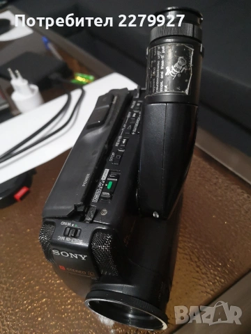 SONY CCD-TR105E Video 8 Handycam, снимка 2 - Камери - 53145390