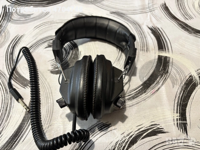 Слушалки Monacor