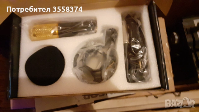 Студиен микрофон със стойка, снимка 2 - Микрофони - 53654907