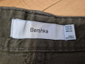 Зелен Карго панталон Bershka EUR 36 размер Sy, снимка 3