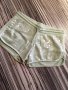 Къси панталонки, снимка 1 - Къси панталони и бермуди - 35855069