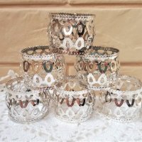 Красиви метални пръстени за текстилни салфетки, закупени от Англия, снимка 1 - Антикварни и старинни предмети - 40209456