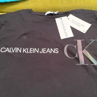 Блуза Calvin Klein, снимка 2 - Детски Блузи и туники - 39477438