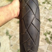 гума за мотор 120/70R17 Dunlop, снимка 1 - Гуми и джанти - 41776536