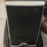 Кутия за PC с дъно, процесор, охлаждане и флопи, снимка 1 - Захранвания и кутии - 44672299