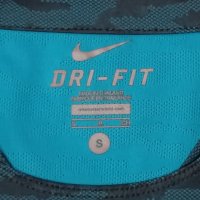 Nike DRI-FIT оригинална тениска S Найк спортна фланелка фитнес, снимка 3 - Спортни дрехи, екипи - 41951383