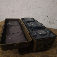Радио-касетофон и диск на фирмата Roadstar, изработено по поръчка за автомобилната компания Jeep.  С, снимка 3 - Радиокасетофони, транзистори - 44642212