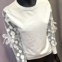 2 цвята блуза с тюл ръкави , снимка 1 - Блузи с дълъг ръкав и пуловери - 44605912