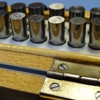 Комплект измервателни цилидрични щифтове Ф9-Ф10 mm dia calipers, снимка 1 - Други инструменти - 41226644