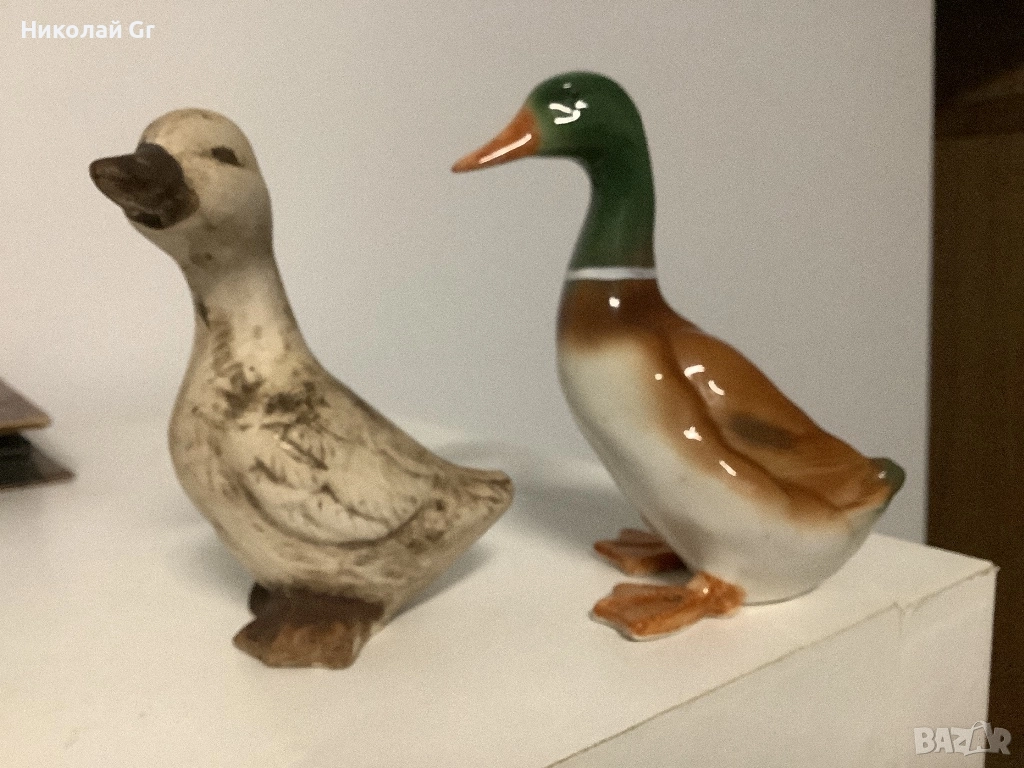 Порцеланови фигурки отличено състояние цена за 2 броя, снимка 1