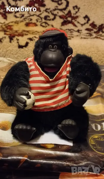 Пееща и танцуваща маймуна , снимка 1