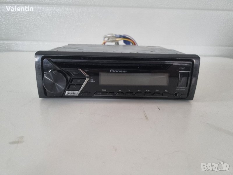 Pioneer CD-плейър с USB и AUX входове, снимка 1