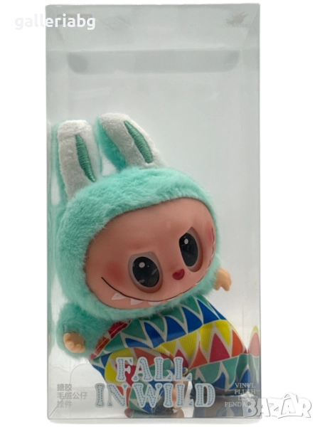 Labubu Pop Mart – Fall in Wild - Лабубу с дрехи, снимка 1