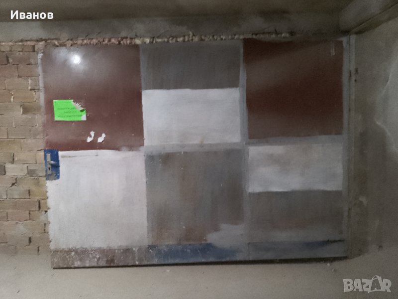 Гаражна метална врата продавам, снимка 1