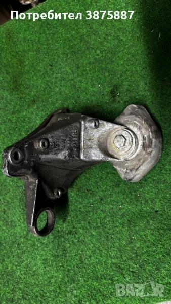 Лапа audi vw 8d03991148, снимка 1