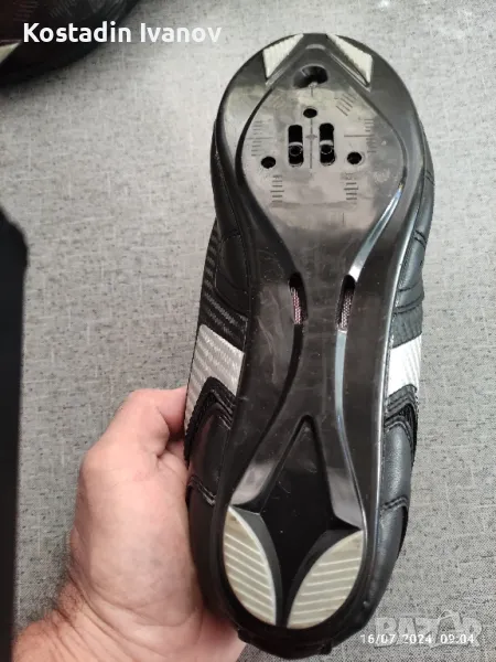 Велосипедни обувки (шпайкове) за колоездене , снимка 1