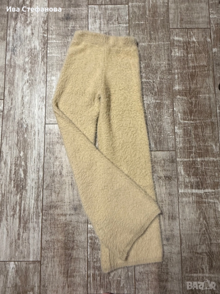 Нов бежаво бежов мек кукленски мъхест гушкав топъл панталон , снимка 1
