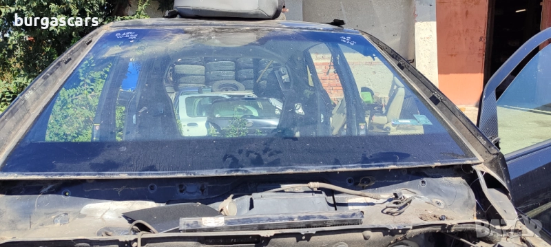 Челно стъкло предно Mercedes B180 W245 - 150лв, снимка 1