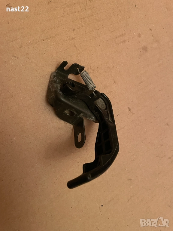 Дръжка отваряне капачка резервоар Заден десен колан Сузуки Гранд Витара/Suzuki Grand Vitara 1998-200, снимка 1