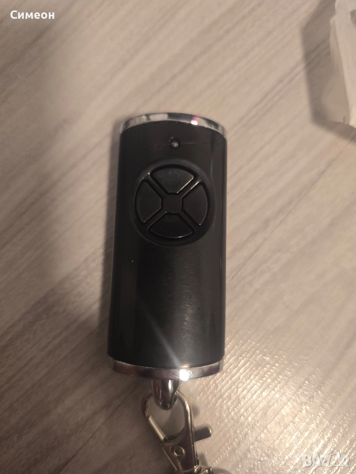 Hormann дистанционно за гаражна врата 868.3 MHz (BS), снимка 1