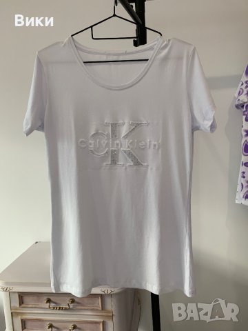 Дамска тениска в размер в S-M, снимка 2 - Тениски - 44275759