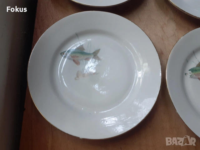 Сервиз чинии - български порцелан - 6 бр. с риби чиния, снимка 2 - Антикварни и старинни предмети - 53275080