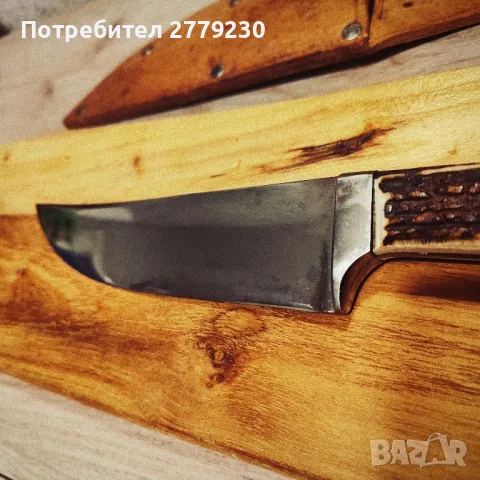 Ловен нож много масивен с дръжка от рог на Елен. Нов!