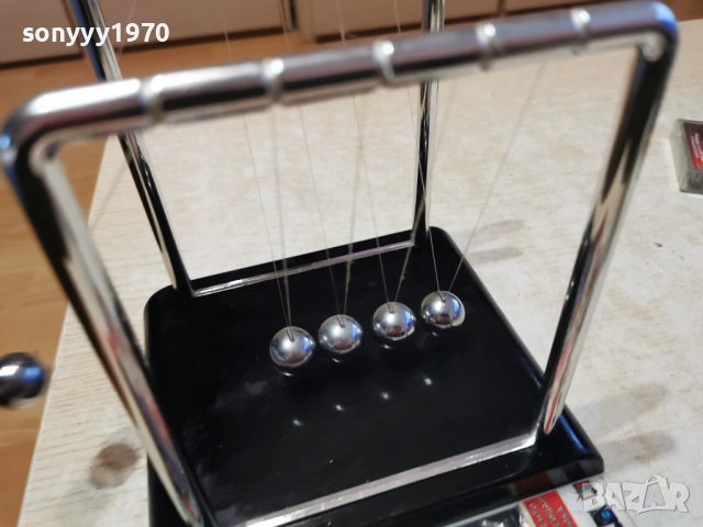 Перпетуум-мобиле с метални топчета 0701261858, снимка 7 - Колекции - 53024121