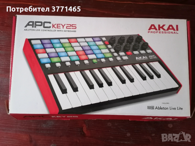 Akai Professional APC KEY 25 пиано контролер
